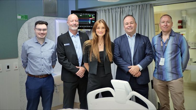 (Left to right) James Craven; Michael Hornby OAM, chief executive of The Common Good; past-ICU patient Rebecca Craven; CCRG founder and director Professor John Fraser; and Oystein Tronstad, ICU of the Future project manager -