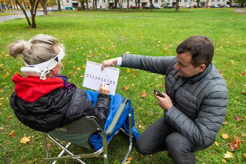 Sensors on the citizen to measure her stress level in different places - FinEst Centre for Smart Cities